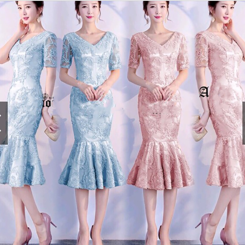 kudapy เดรสลูกไม้สีฟ้า/ชมพูพิ้งโกลด์ แขนสั้น คอวี กระโปรงระบายชาย ผ้ามุ้งปักลวดลายด้วยริบบิ้นผ้า