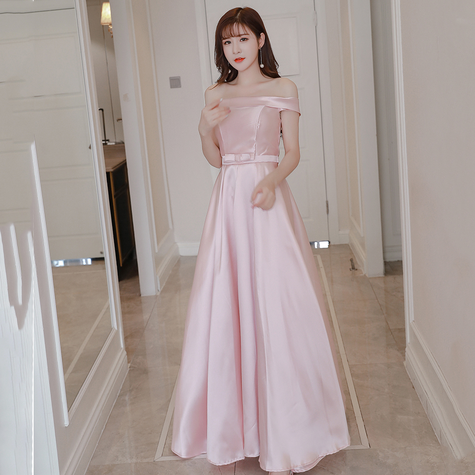 kudapy ชุดราตรียาวผ้าซาติน สีชมพูอ่อน/สีเทา เดรสเปิดไหล่ สีสวยตามแบบ