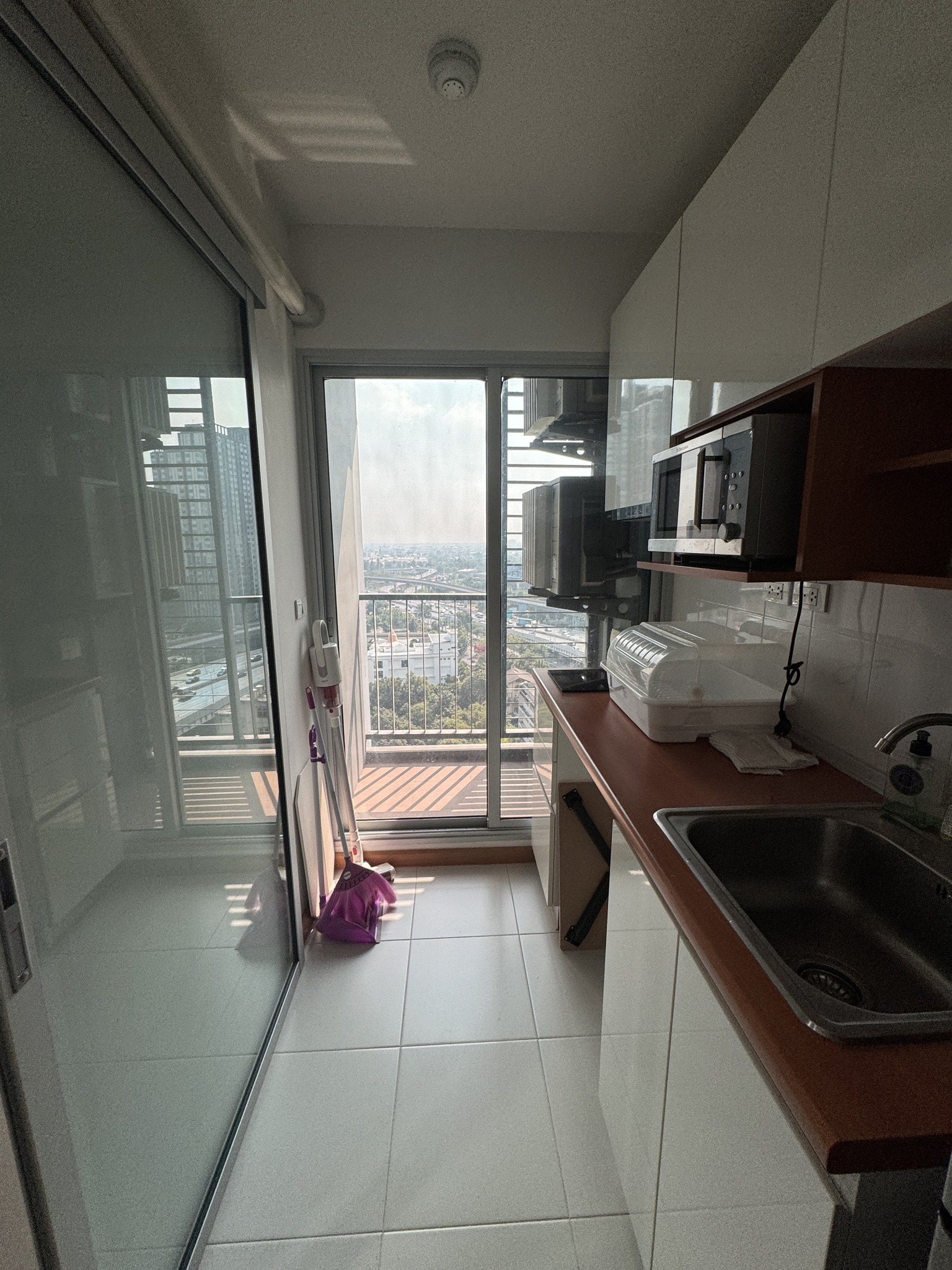 ให้เช่าห้องแบบ 1ห้องนอน 1ห้องน้ำ โซนพื้นที่ BTS บางหว้า คอนโด The President Sathorn - Ratchaphruek 2 (เดอะ เพรสซิเดนท์ สาทร-ราชพฤกษ์ 2) ขนาดห้อง 30 ตรม. ชั้น 15