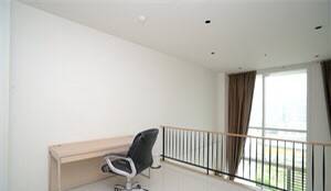 ขายด่วน The Empire Place (ดิ เอ็มไพร์ เพลส) 2ห้องนอน เขตสาทร ใกล้ BTS ช่องนนทรี