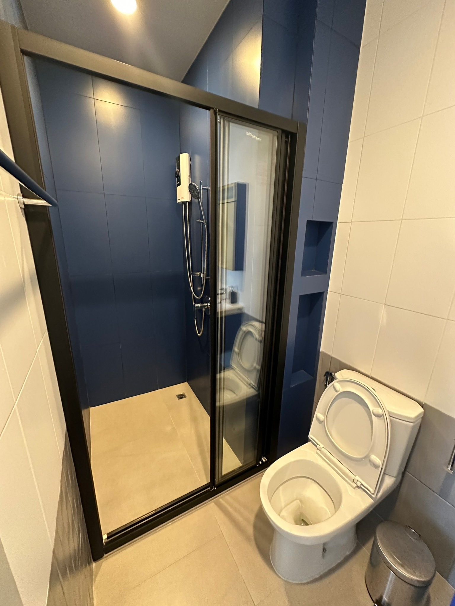 ให้เช่าคอนโด XT Ekkamai (เอ็กซ์ที เอกมัย) โซน รถไฟฟ้า BTS เอกมัย 1ห้องนอน / 1ห้องน้ำ ขนาดห้อง 30 ตรม. ชั้น 18