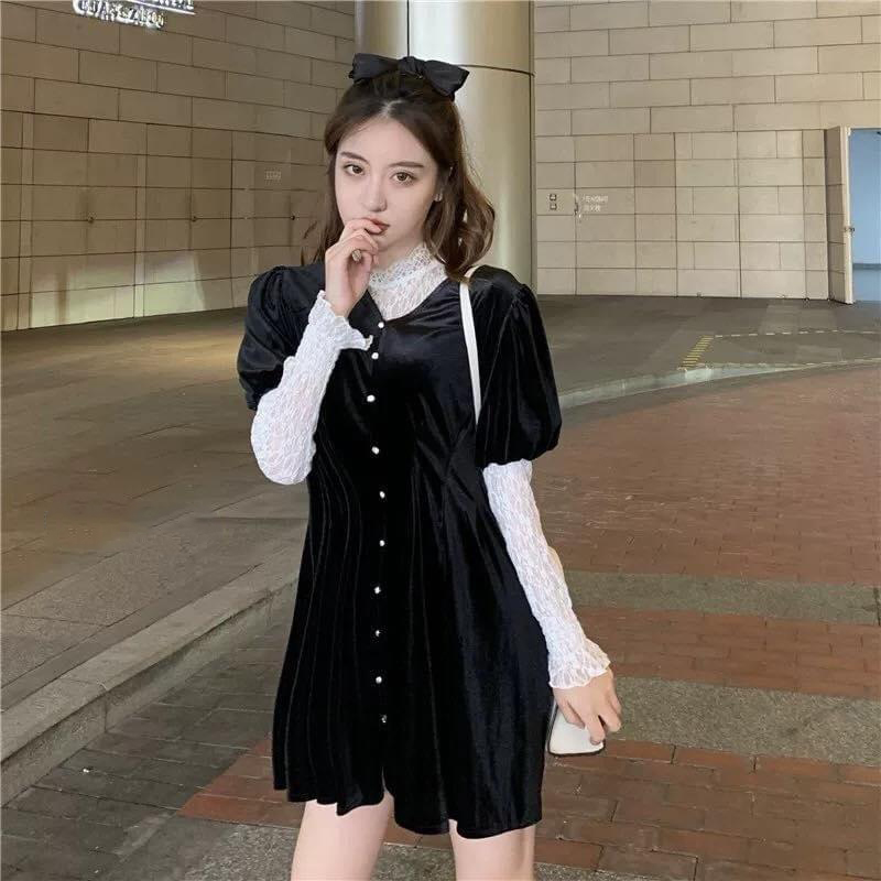 kudapy เดรสสั้นกำมะหยี่สีชมพู/สีดำ คอวีผ้ากำมะหยี่ แต่งกระดุมเพชรเกร๋ๆ ทรงแขนตุ๊กตา