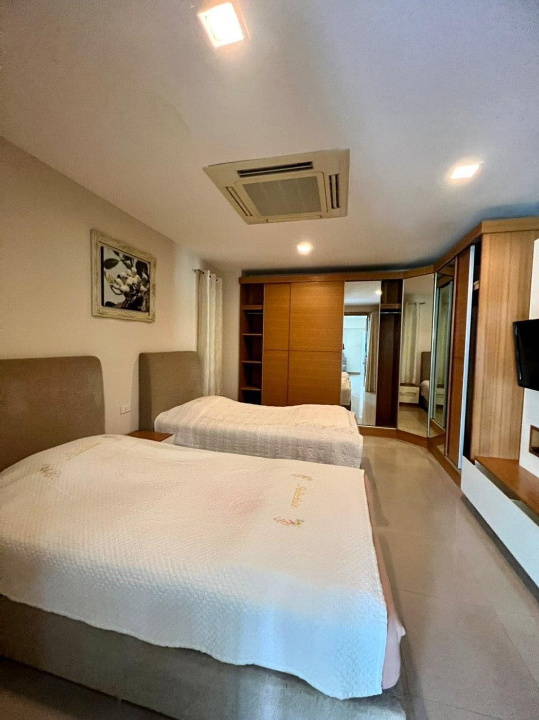 ให้เช่าและขาย Aree Place Phahonyothin (อารีย์ เพลส พหลโยธิน) ชั้น5 พร้อมอยู่