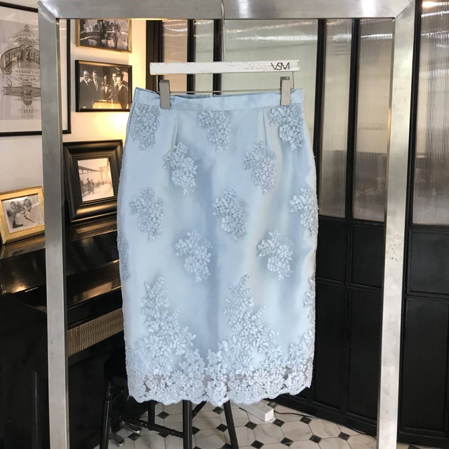 kudapy set 2 ชิ้น เสื้อลูกไม้สีฟ้า+กระดปรงทรงเอสีฟ้าเข้ารูป ชุดไปงานแต่ง งานบวช ใส่ออกงาน ทำบุญ