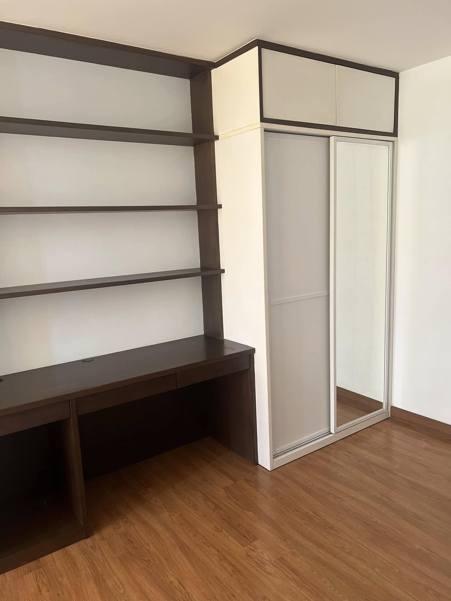 ปล่อยเช่า The Kris Express 2 (เดอะ คริส เอ็กซ์เพรส 2) - โซนพื้นที่ MRT รัชดา Studio 1ห้องน้ำ 1ครัว - ขนาดห้อง 31 ตรม. ชั้น 8 - ให้เช่า 10,000 ต่อเดือน