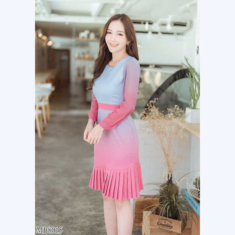 kudapy เดรสสั้นทูโทนสีชมพู ,สีครีมฟ้า แขนยาว ผ้าชีฟองยาวกึ่งกระโปรงพลีสสวยดูดีน่ารักมากๆ