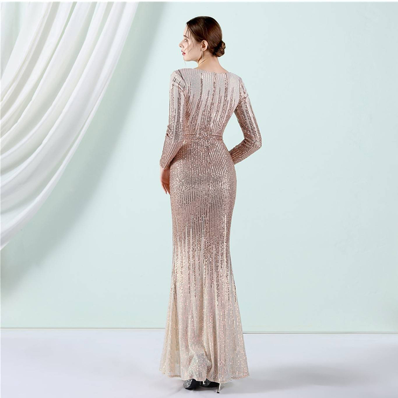 kudapy ชุดราตรียาวคอวีแขนยาวผ้ากริสเตอร์ทอแสง สีแดงเบอร์กันดี้,สีเขียว,สีชมพูโรสโกลด์ ผ้าขยายได้ สวมเข้ารูป ทรงสวย เรียบหรู มีบราเย็บติดข้างในชุด ซิปหลัง สำเนา สำเนา