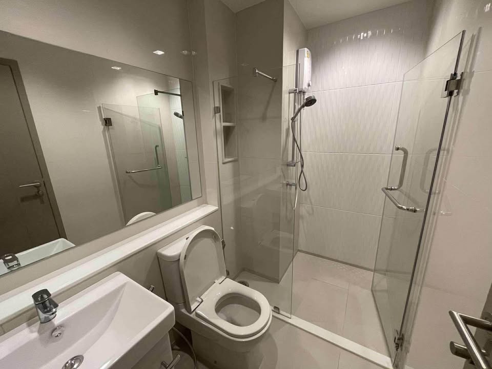 คอนโด Life Asoke - Rama 9 (ไลฟ์ อโศก - พระราม 9) High Rise โซนพื้นที่ MRT พระราม 9 ให้เช่าห้องแบบ Studio 1ห้องน้ำ ขนาดห้อง 28 ตรม. ชั้น 14 ตึก A