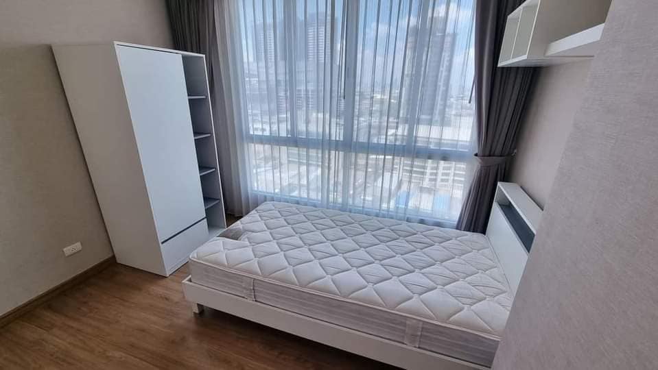 ให้เช่าห้อง2ห้องนอนตกแต่งเครื่องใช้ไฟฟ้าครบใกล้ MRTบางโพ สอบถามแอด Line ID : Smile-easy ที่ The Tree Bang Po Station