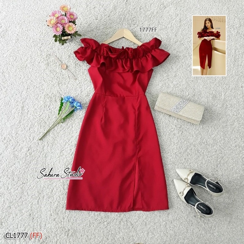 kudapy เดรสปาดไหล่ ระบายรอบน่ารัก แอบเซ็กซี่ งานมีซิปซ่อนหลัง ตีเกล็ดหน้าหลัง เอวไม่สม็อค ทรงเข้ารูป