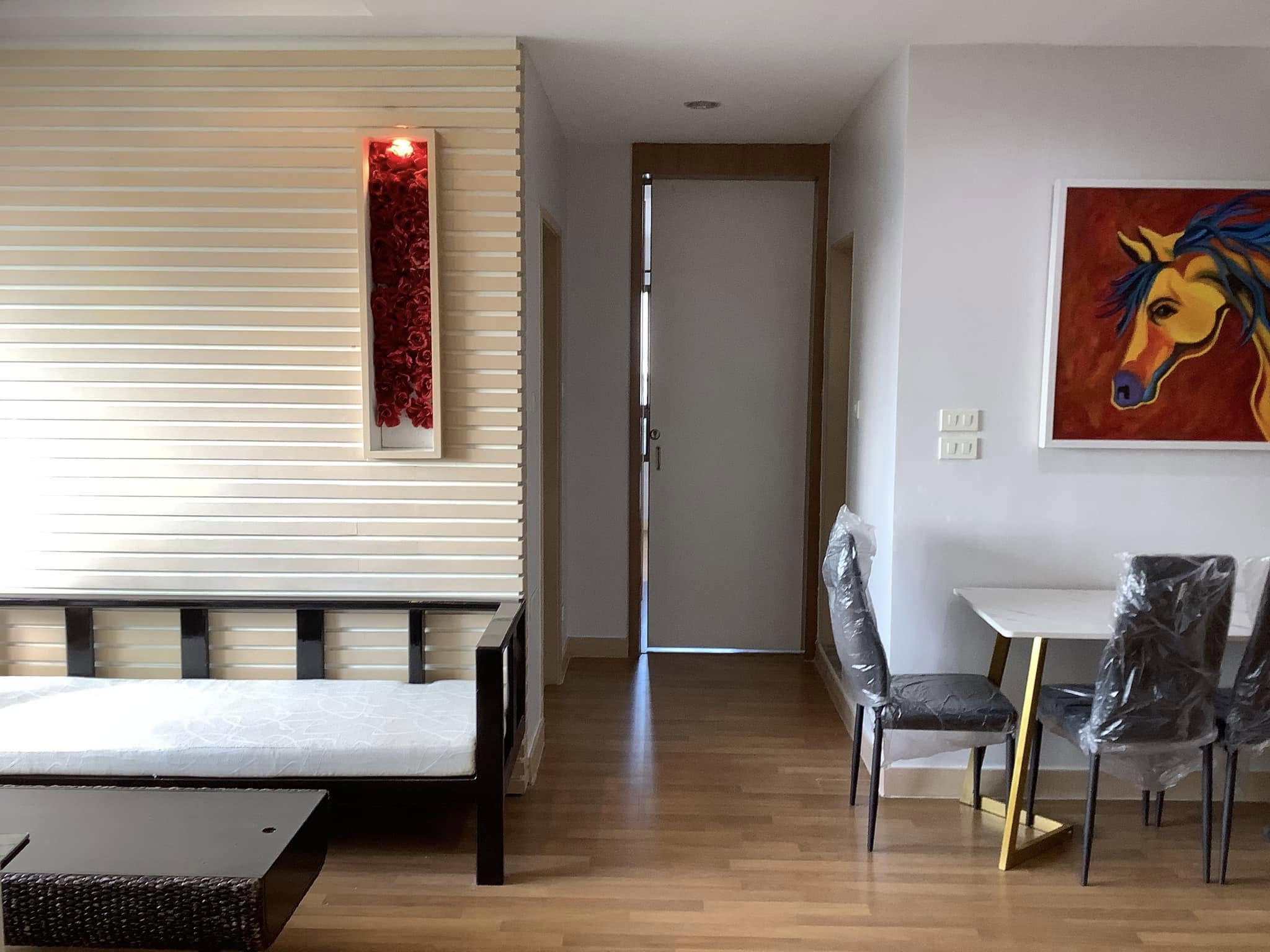 ให้เช่าห้องแบบ 2ห้องนอน 2ห้องน้ำ โซนพื้นที่ BTS สะพานควาย คอนโด Lumpini Place Phahol-Saphankhwai (ลุมพินี เพลส พหล-สะพานควาย) ขนาดห้อง 65 ตรม. ชั้น 13 ตึก B