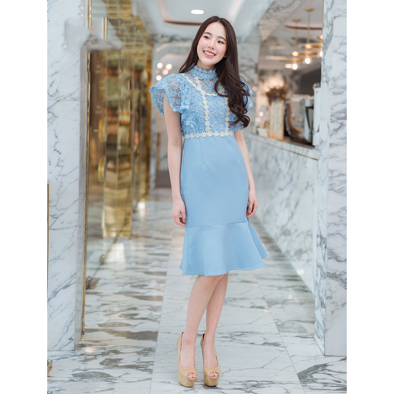 kudapy เดรสสั้นสีฟ้า ลูกไม้คอมุกตัวสั้นใส่แล้วดูดีมากๆ