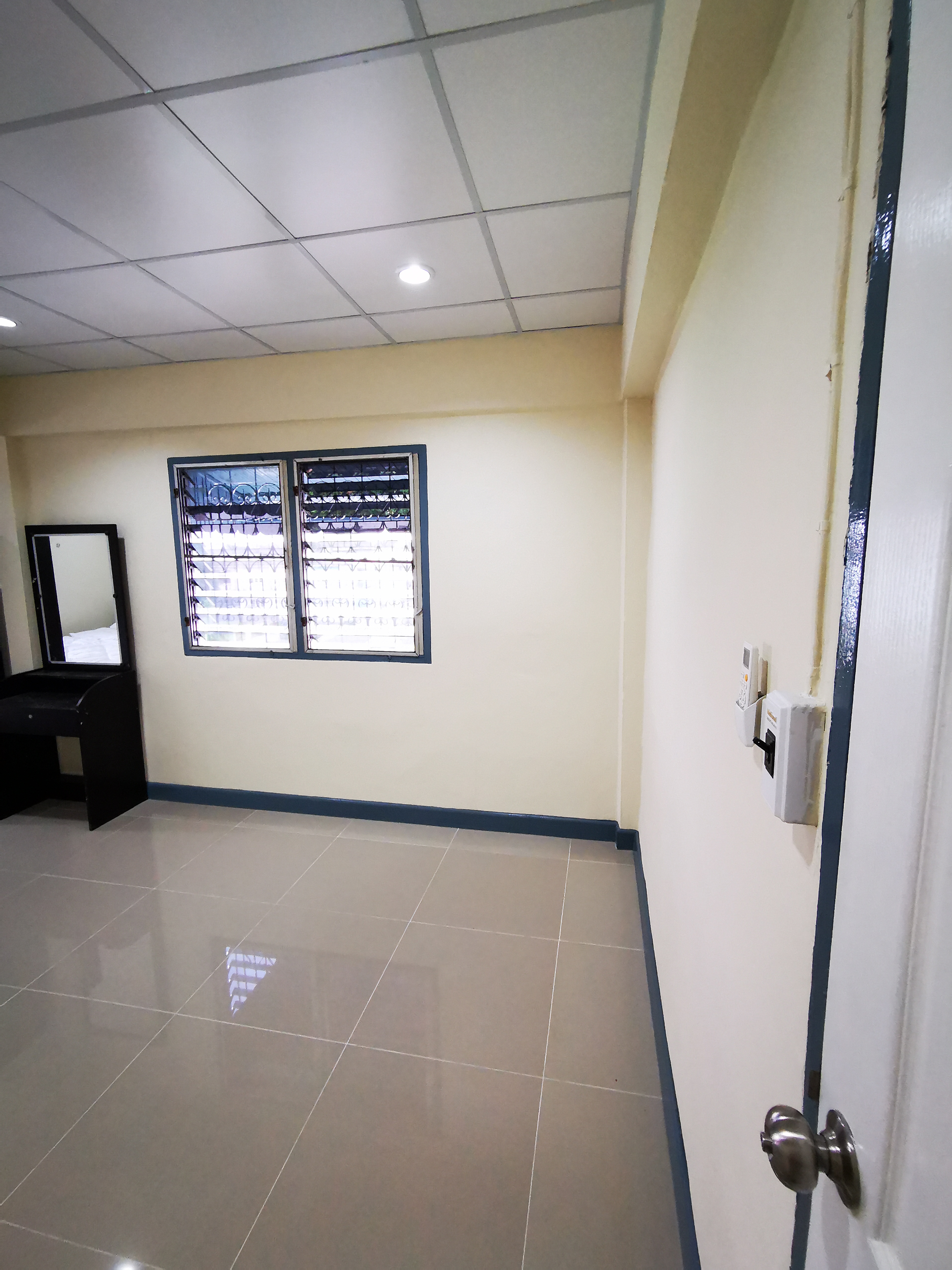 Nirun Condominium BTS Bangchak Fully Furnished Air Condition Furniture