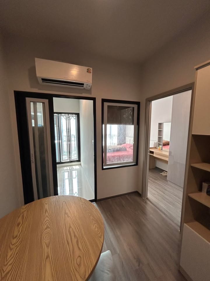 ให้เช่าคอนโด Ideo Ramkhamhaeng - Lam Sali Station (ไอดีโอ รามคำแหง - ลำสาลี สเตชั่น) โซนพื้นที่ รามคำแหง บางกะปิ BTS ลำสาลี ห้องแบบ 1ห้องนอน / 1ห้องน้ำ / โซนครัวปิด · ขนาดห้อง 31 ตรม. ชั้น 24