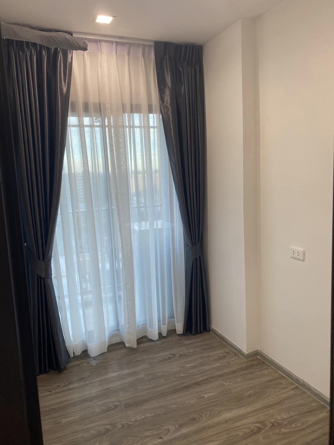 ปล่อยเช่าคอนโด Rich Park Terminal @Phahonyothin 59 (ริชพาร์ค เทอมินอล @พหลโยธิน 59) - ห้องใหม่มือแรก 1ห้องนอน 1ห้องอเนกประสงค์ 1ห้องน้ำ 1ห้องนั่งเล่น - ใกล้ BTS พหลโยธิน 59 - ขนาดห้อง 34 ตรม. ชั้น 14