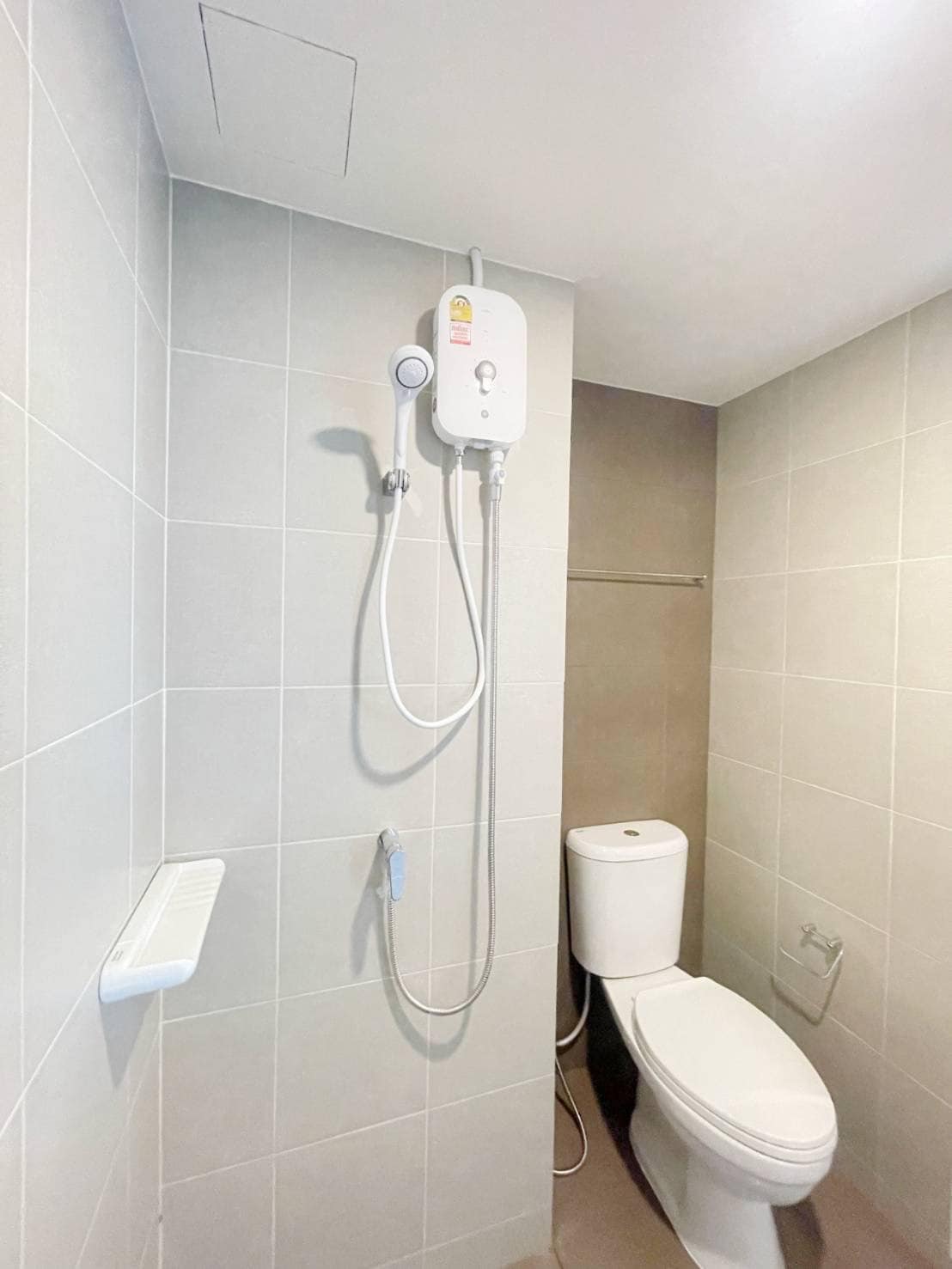 ให้เช่าคอนโด ลุมพินี วิลล์ แจ้งวัฒนะ - ปากเกร็ด สเตชั่น มีเครื่องซักผ้าพร้อมอยู่