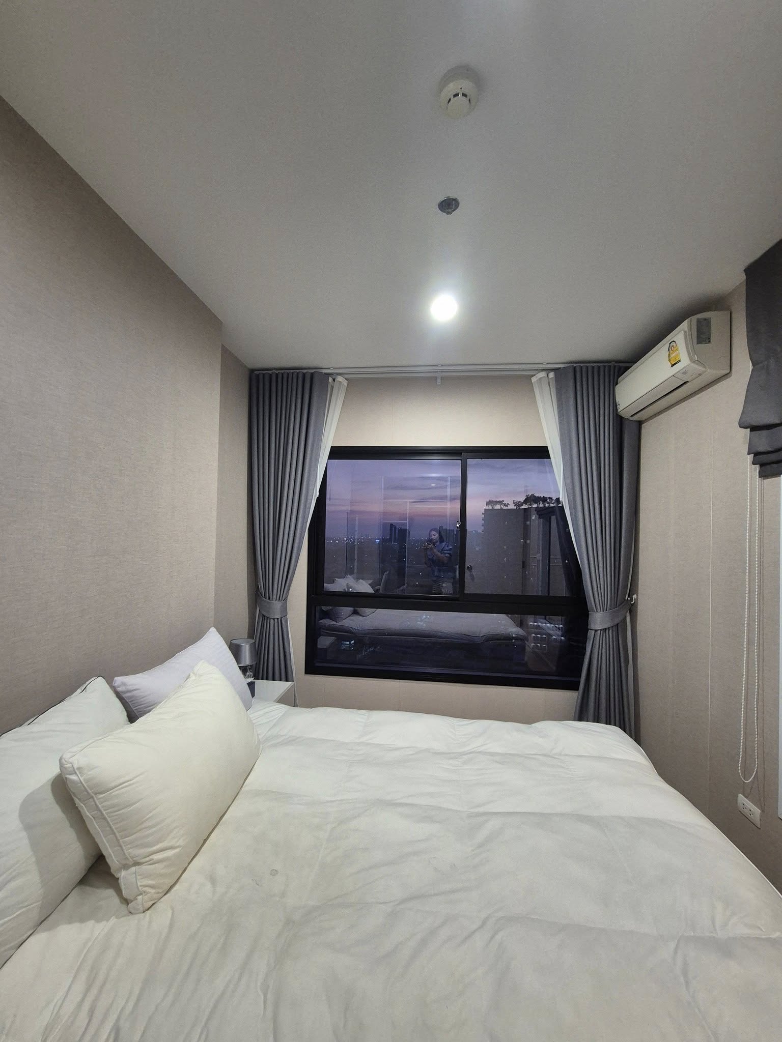 ให้เช่าห้องแบบ 1ห้องนอน 1ห้องน้ำ 1ครัวแยก โซนพื้นที่ MRT ท่าพระ คอนโด The Parkland Phetkasem-Thapra (เดอะ พาร์คแลนด์ เพชรเกษม – ท่าพระ) ขนาดห้อง 41 ตรม. ชั้น 18