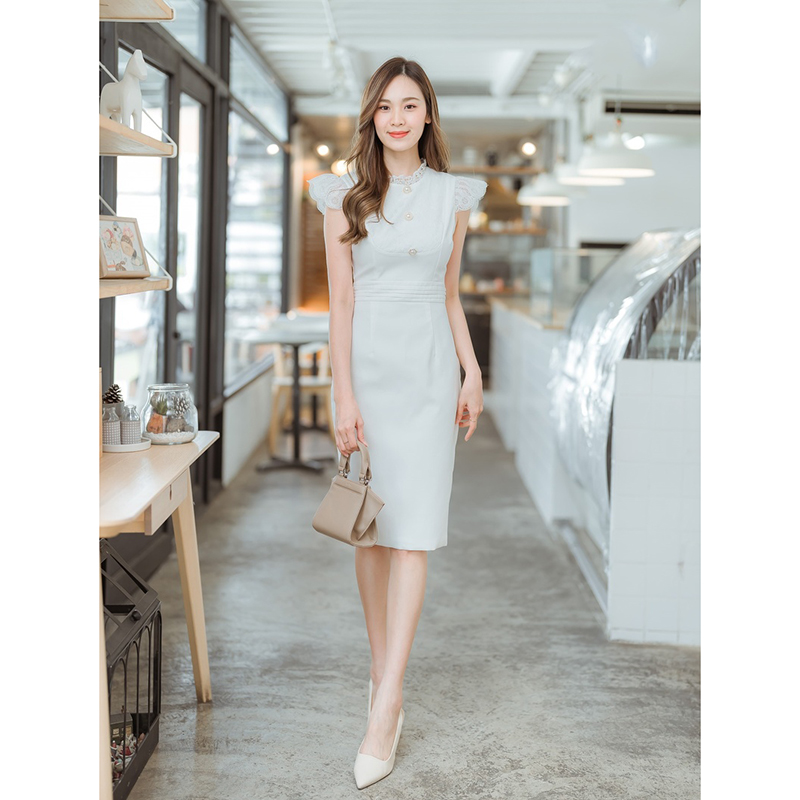 kudapy เดรสสั้นสีขาว/สีชมพู กระโปรงเข้ารูปแขนกุดระบายลูกไม้