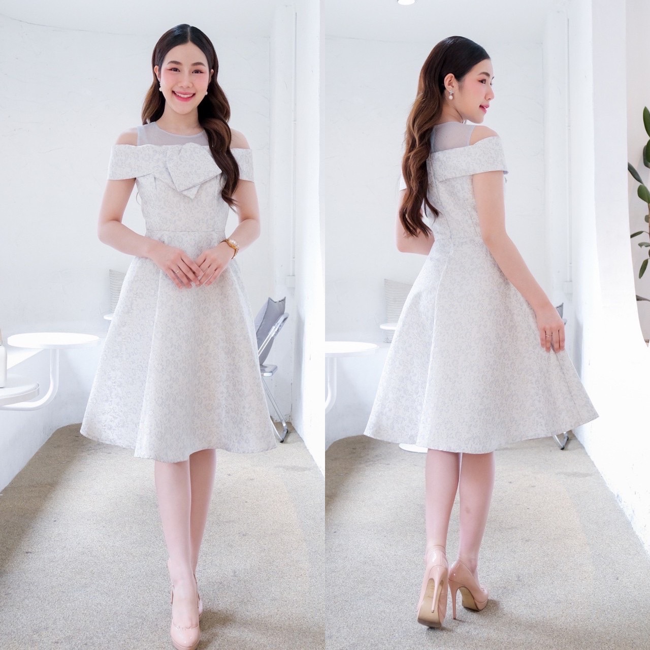 kudapy เดรสผ้าไหมทอลาย สีฟ้าอ่อน ,สีชมพู ,สีเหลืองทอง เกาะอกเปิดไหล่ ปิดต้นแขน ซิบหลัง ผ้าไหมทอลาย