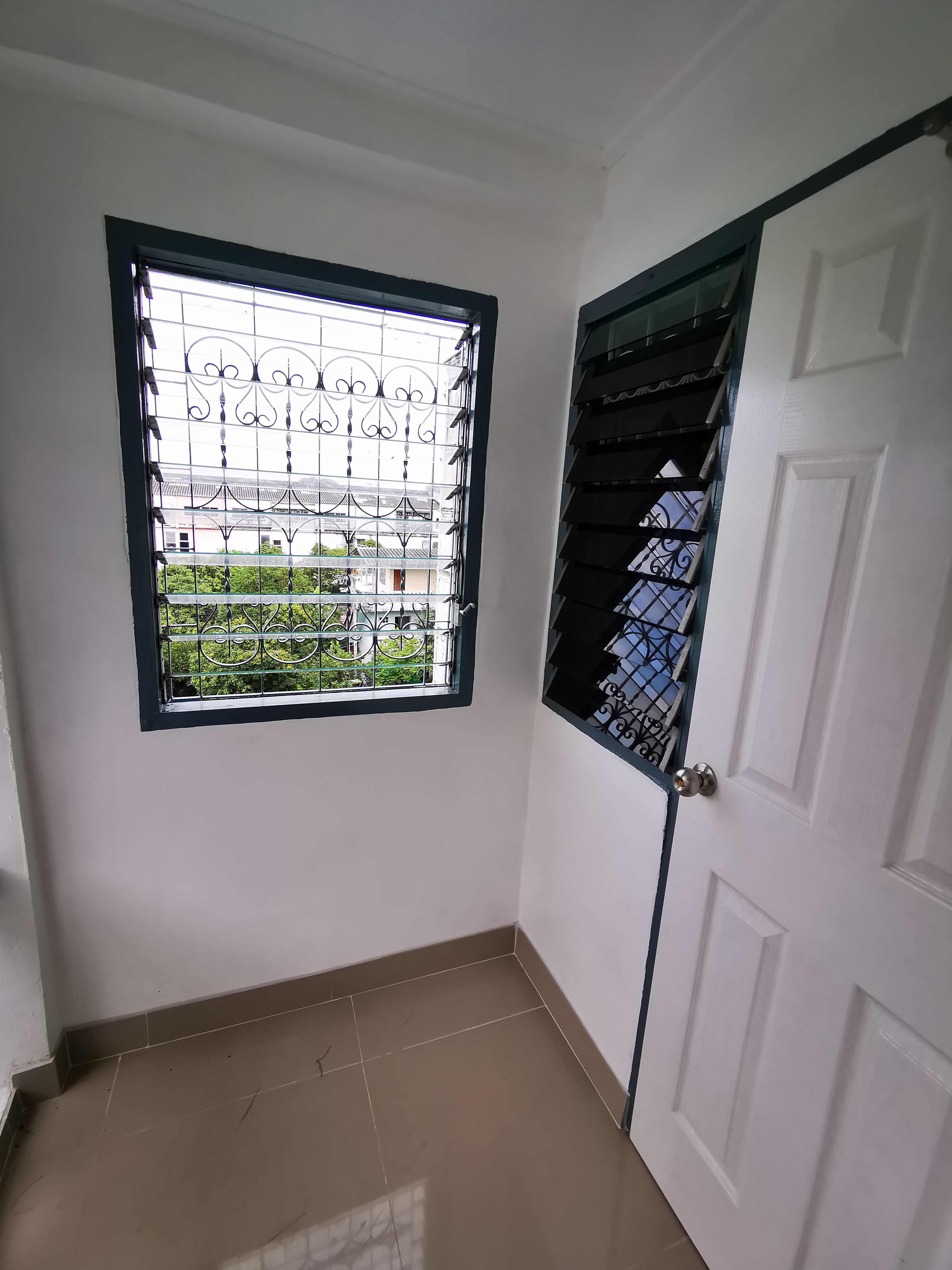 Nirun Condominium BTS Bangchak Fully Furnished Air Condition Furniture