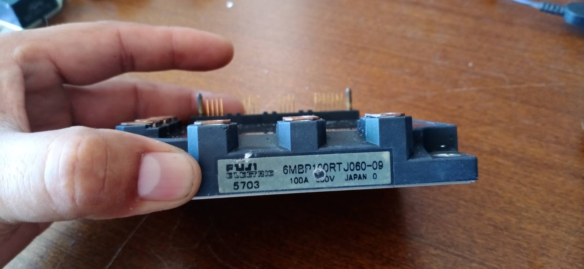 FUJI 6MBP100RTJ060-09 POWER MODULE