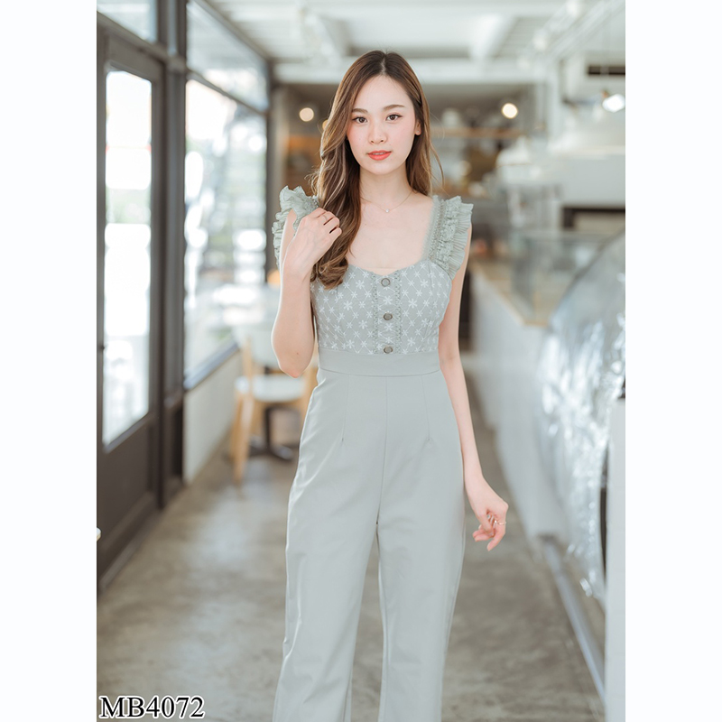 kudapy จั๊มสูทขายาวสีชมพู/สีเขียว สายเดี่ยวระบายแขนกุดลูกไม้สวยดูดี