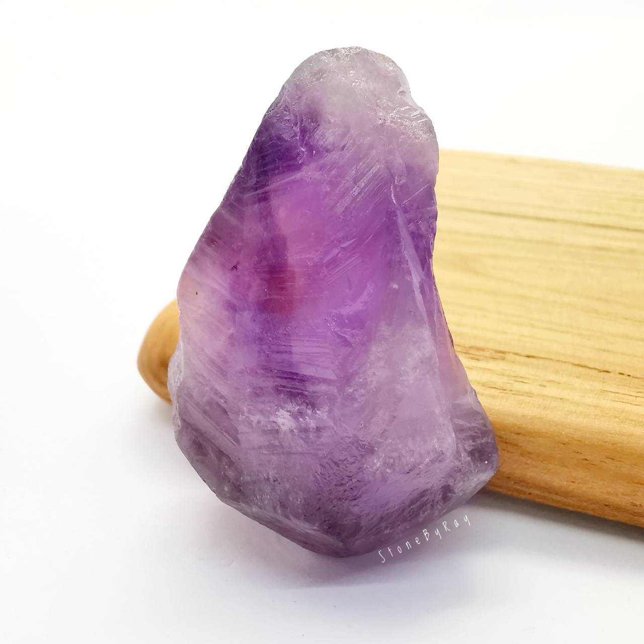 หินอเมทิสต์ผลึกธรรมชาติ Amethyst