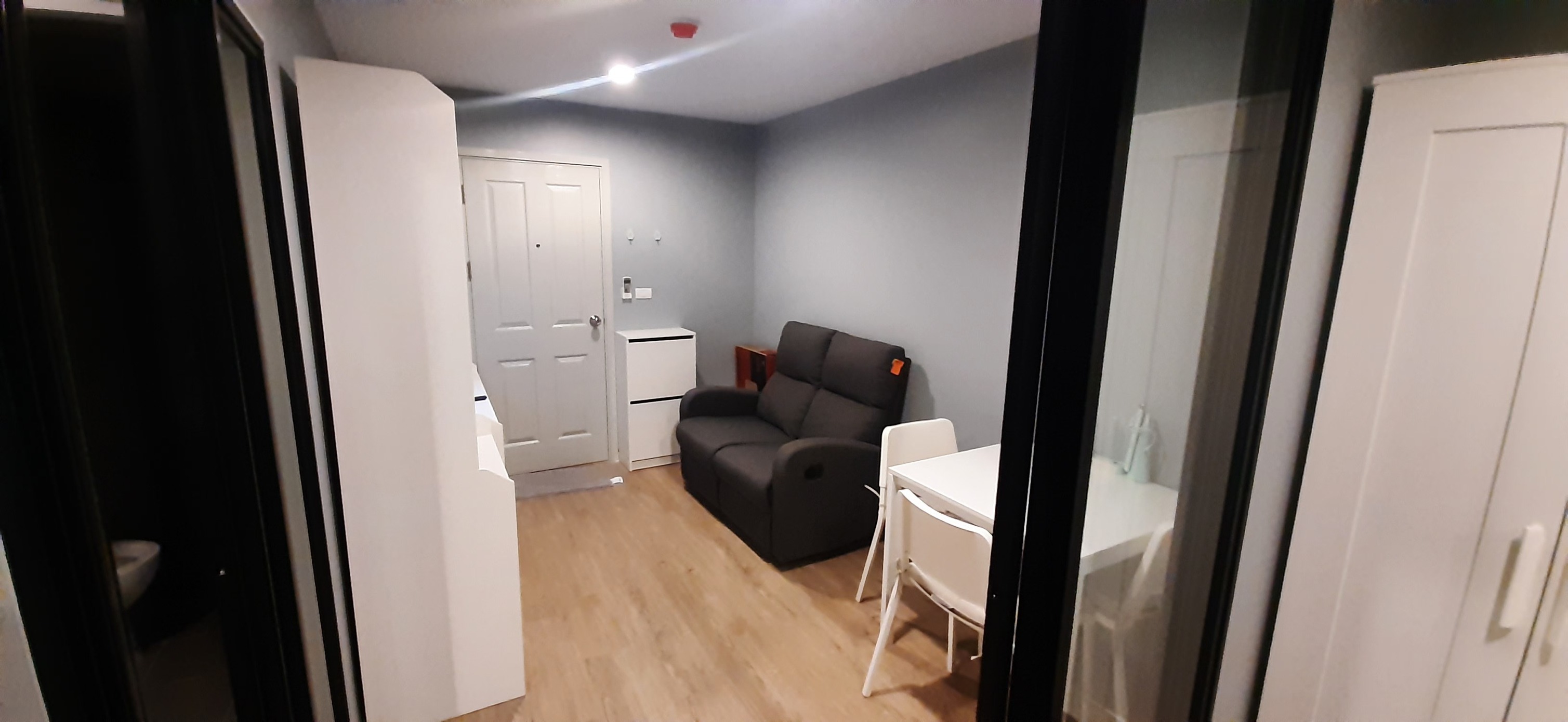 ปล่อยเช่าคอนโด HI Chaengwattana 19 (ไฮ แจ้งวัฒนะ 19) - 1ห้องนอน 1ห้องน้ำ 1ห้องนั่งเล่น - ใกล้ MRT แจ้งวัฒนะ-ปากเกร็ด 28 / PIM - ขนาดห้อง 28 ตรม. ชั้น 7 ตึก A