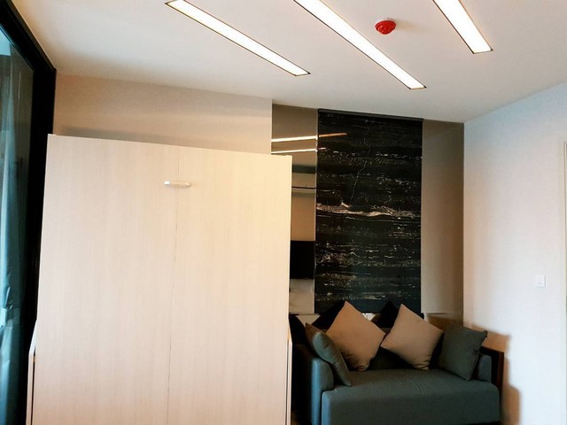 ให้เช่า Life Asoke (ไลฟ์ อโศก) ขนาด36 ตรม.เฟอร์เครื่องใช้ไฟฟ้าครบ