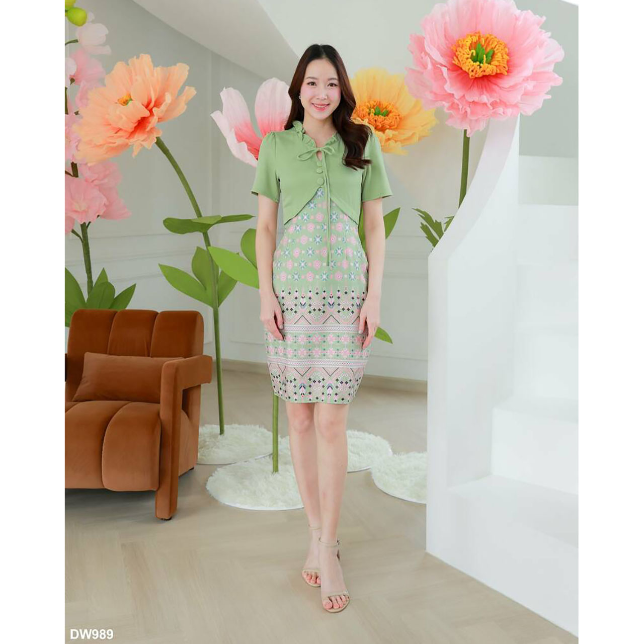 kudapy เดรสสั้น กั๊กเข้ารูปกระโปรงลายไทย ผ้าใส่สบายสวยดูดี