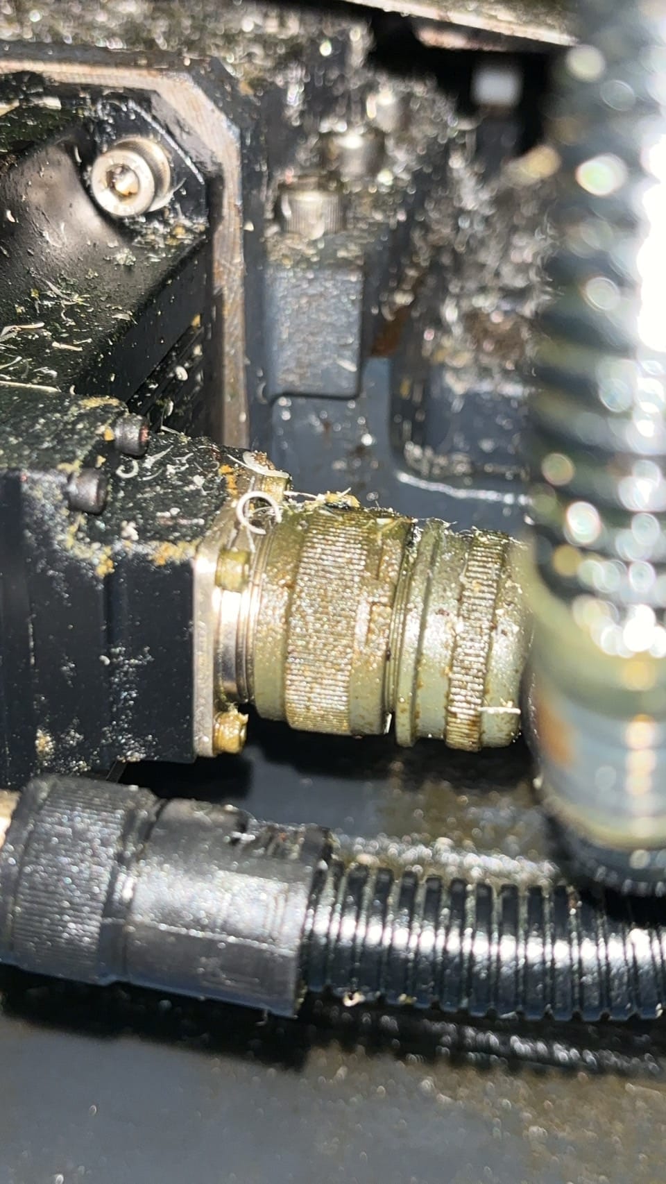 ซ่อม MITSUBISHI MDS-D-V2-4040 อาการเสียเปิดไม่ติด