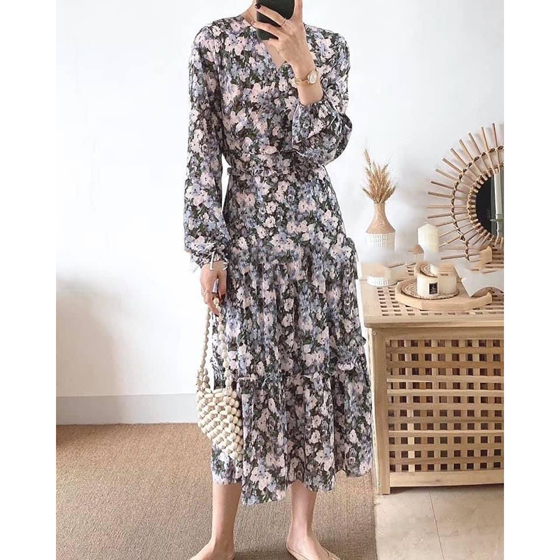 kudapy ชุด Set ผ้าชีฟองลายดอกสีม่วง/สีชมพู/สีฟ้า เนื้อผ้าอย่างดี เดรสยาวคอวี เก็บเอวสวยงานดีมาก ใส่สบายสุดๆ