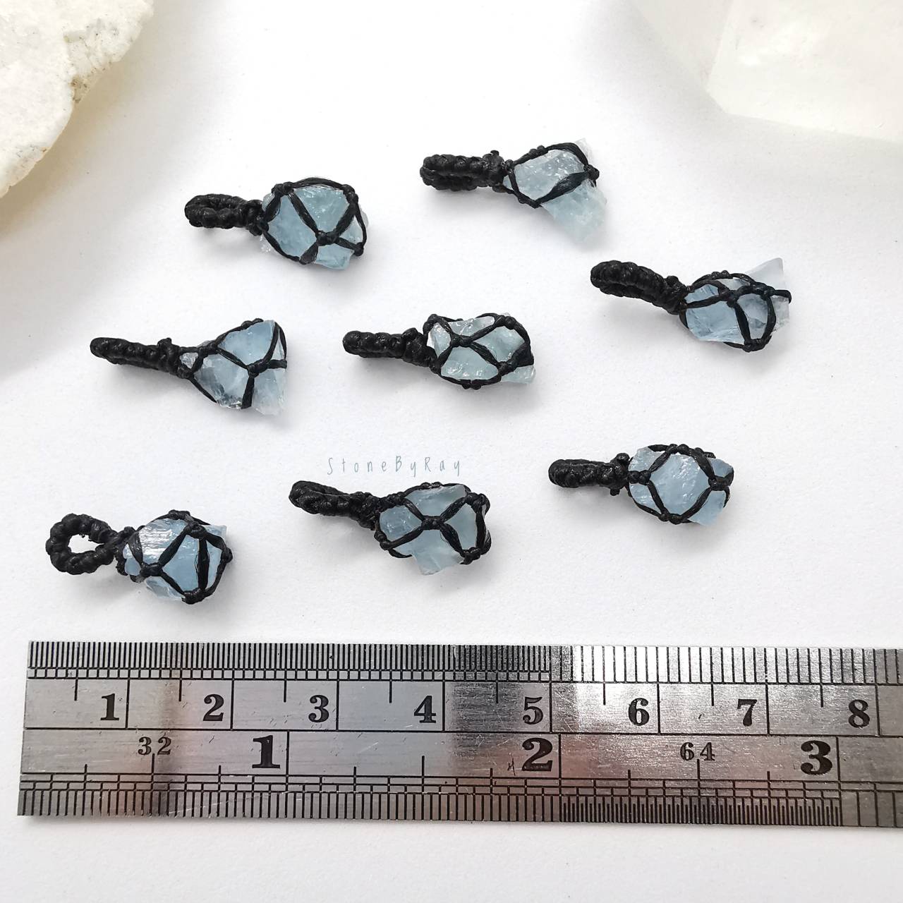 สร้อยเชือกถักจี้หินอความารีนก้อนธรรมชาติ Aquamarine