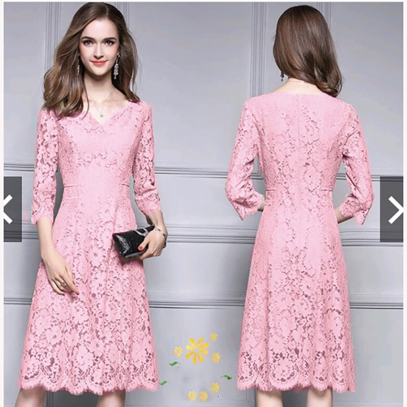 kudapy เดรสลูกไม้สีฟ้าเข้ม/ครีมเบจ/ชมพู แขนสามส่วน คอวี กระโปรงทรงเอบาน เนื้อผ้าลกไม้ลายสวยๆ ยืดหยุ่นได้เล็กน้อย ใส่สบาย