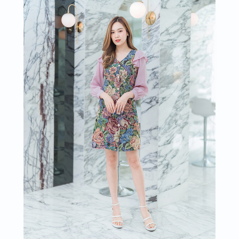 kudapy เดรสสั้นคอวีสีครีม/สีดำ/สีชมพู ลายดอกไม้แขนยาวสีพื้น สวยใส่สบายน่ารักมากๆ