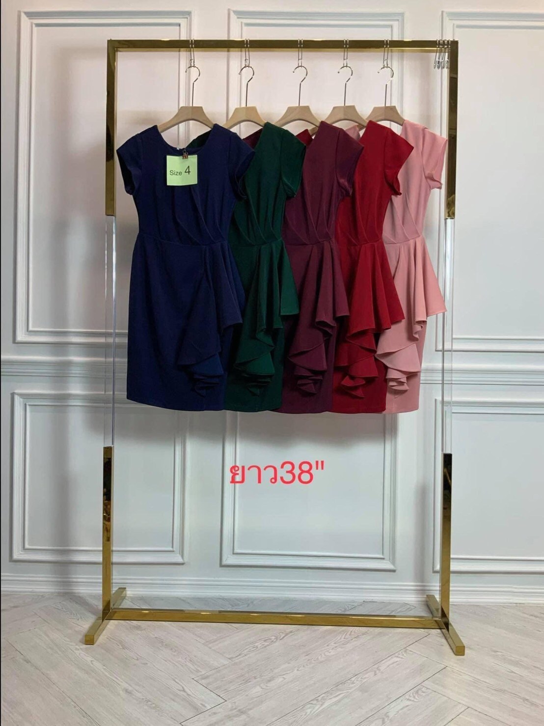 kudapy เดรสสั้นไปงานจับจีบระบายข้าง สีชมพู ,แดงเลือดหมู ,กรมท่า ,เขียวแก่ ,โอวัลติน ผ้าฮานาโกะ แขนสั้นกุด กปสั้นมีระบาย