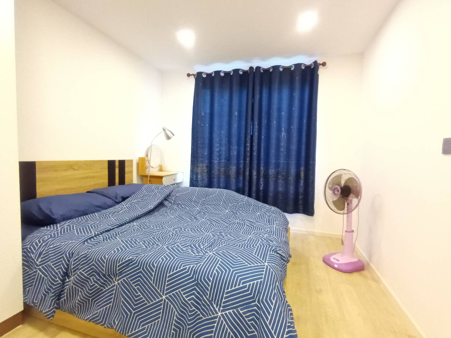 ให้เช่าคอนโด Atmoz Ladprao 71 (แอทโมซ ลาดพร้าว 71) Low Rise โซนพื้นที่ ลาดพร้าว โชคชัย4 เซ็นทรัล อีสต์วิลล์ ห้องแบบ 1ห้องนอน 1ห้องน้ำ ขนาดห้อง 28 ตรม. ชั้น 5 ตึก D