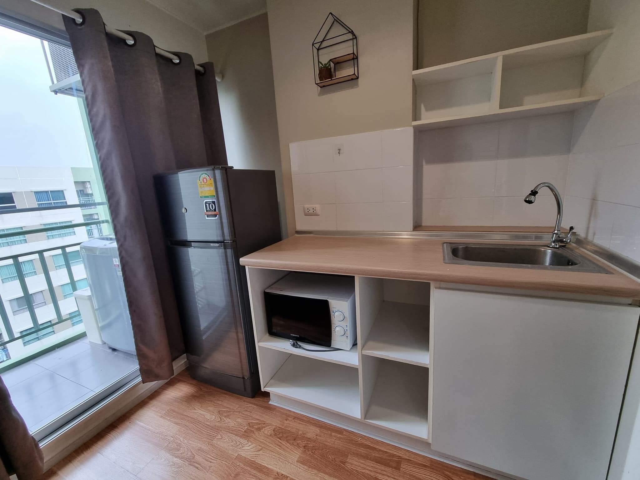 ให้เช่า ลุมพินี พาร์ค นวมินทร์ – ศรีบูรพา มีเครื่องซักผ้า ชั้นสูง พร้อมเข้าอยู่