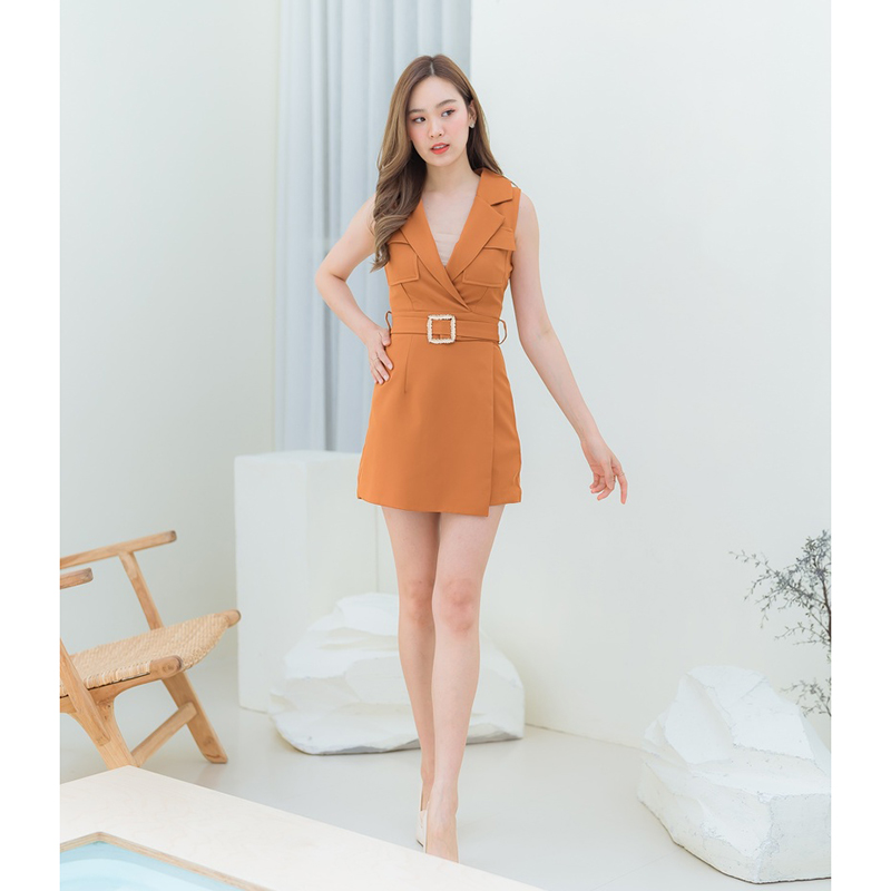 kudapy จั้มสูทขาสั้นสีน้ำตาล/สีเขียว ปกสูท+เข็มขัด สวยใส่สบาย