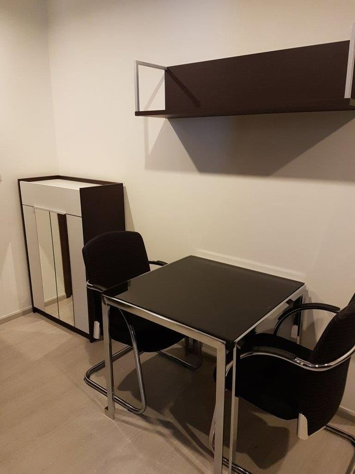 ให้เช่าคอนโด Rhythm Asoke (ริทึ่ม อโศก) - ห้องสวยเฟอร์ครบมีเครื่องซักผ้าชั้นสูง - การเดินทาง: MRT พระราม 9