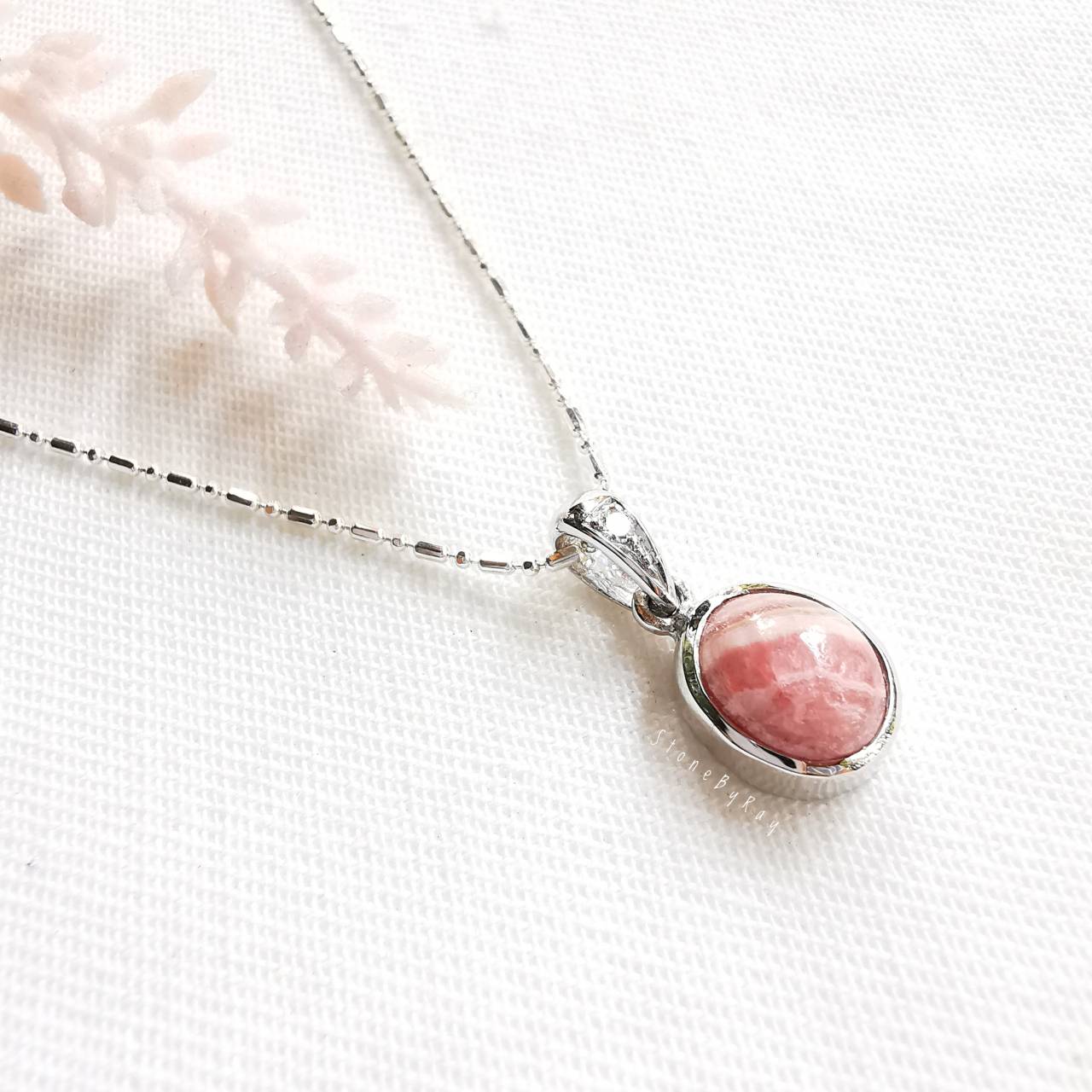 สร้อยคอเงินจี้หินโรโดโครไซต์Rhodochrosite