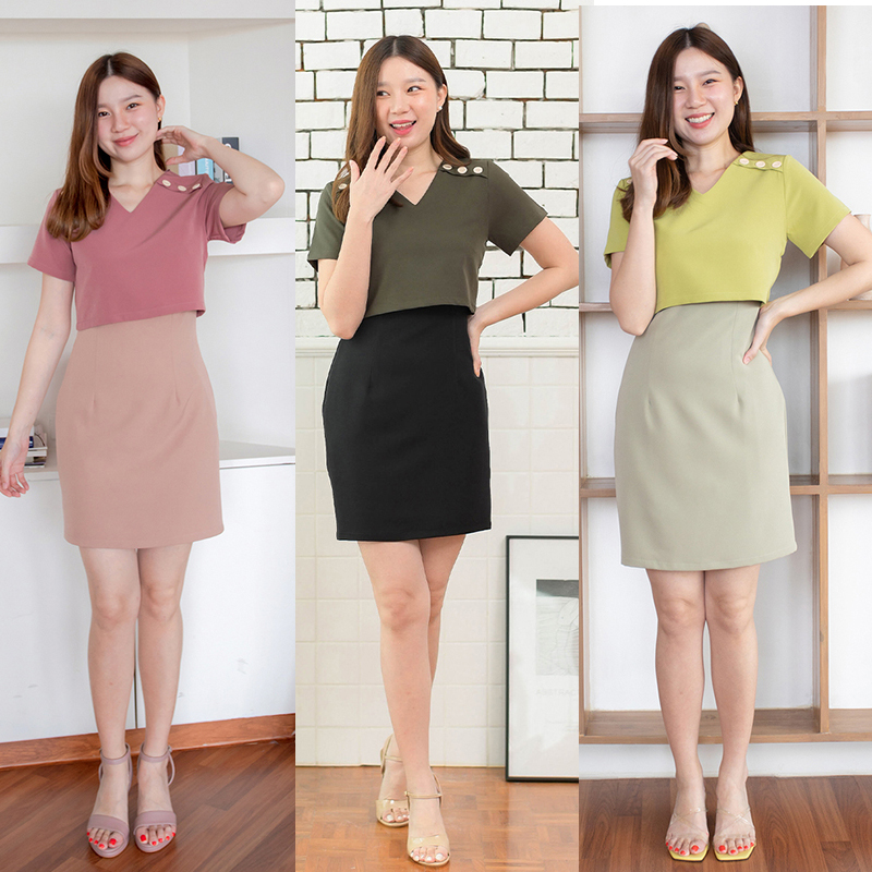 kudapy เดรสสั้นสีเขียวทหาร/สีเลมอน/สีชมพูเข้ม ซิปหลัง เข้ารูปทรงสวยเป๊ะ กิมมิคแต่งกระดุมที่บ่า ดูภายนอกเหมือนใส่แยกชิ้น