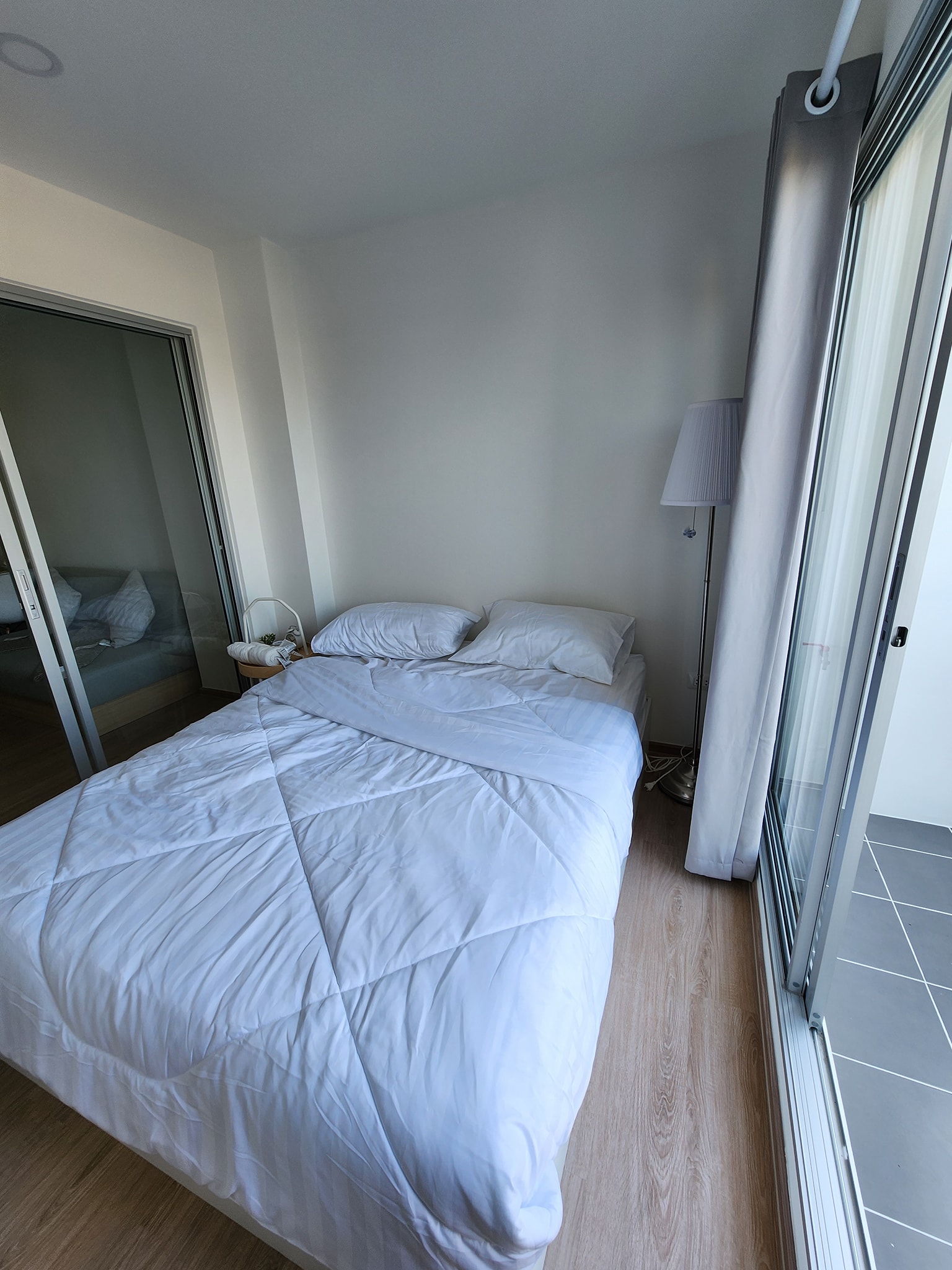 ให้เช่าห้องแบบ 1ห้องนอน 1ห้องน้ำ โซนพื้นที่ BTS สายหยุด สะพานใหม่ คอนโด Sena Kith BTS Saphanmai (เสนาคิทท์ บีทีเอส สะพานใหม่) Low Rise ขนาดห้อง 26 ตรม. ชั้น 2