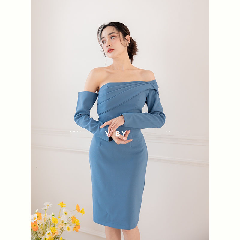 kudapy เดรสสั้นสีเทาอมเขียว , ฟ้าเข้ม , ชมพู ปาดไหล่ ดีเทลแต่งแขนยาว ให้ลุคไฮโซสุดด ขอบอกว่าสวยทุกสี ใส่แล้วขับผิวเว่อ