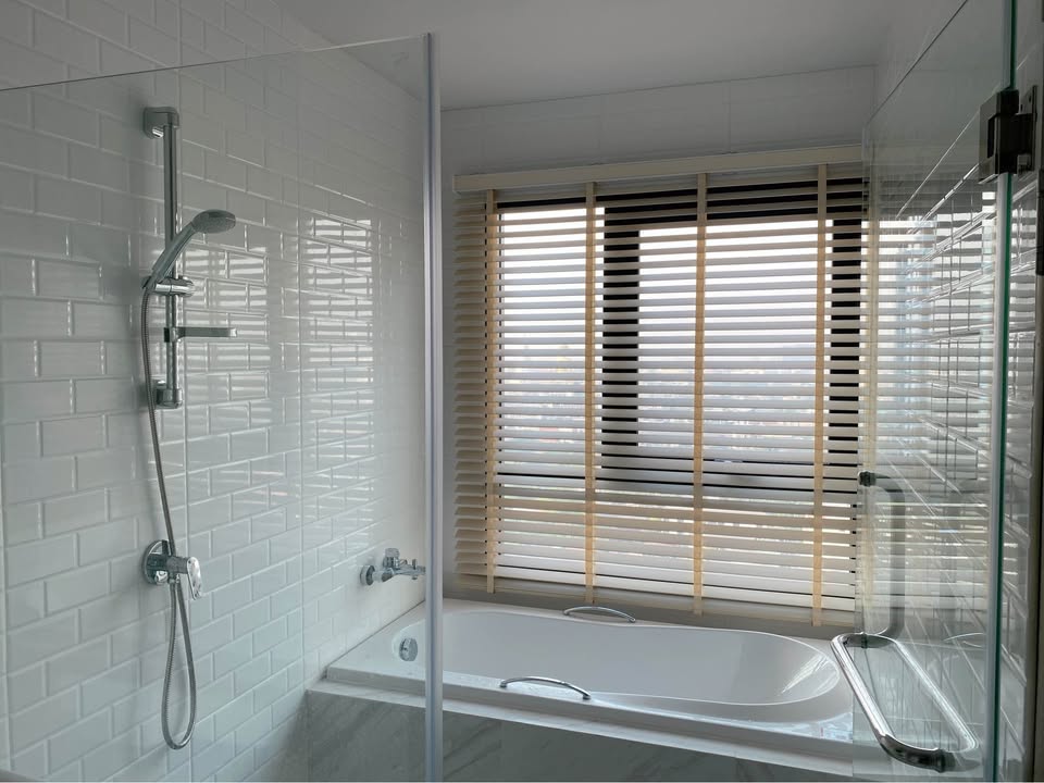 ปล่อยเช่า Altitude Unicorn Sathorn-Tha Phra (อัลติจูด ยูนิคอร์น สาทร-ท่าพระ) - โซนพื้นที่ BTS ตลาดพลู 1ห้องนอน 1ห้องน้ำ - ขนาดห้อง 34.5 ตรม. ชั้น 16 - ให้เช่า 16,500 ต่อเดือน