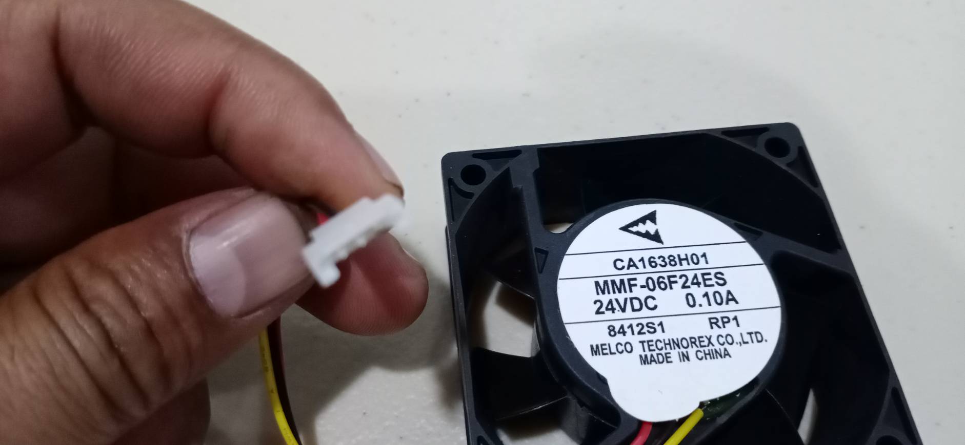 MELCO CA1638H01 MMF-06F24ES Female jack พัดลมสำหรับ Servo drive Mitsubishi