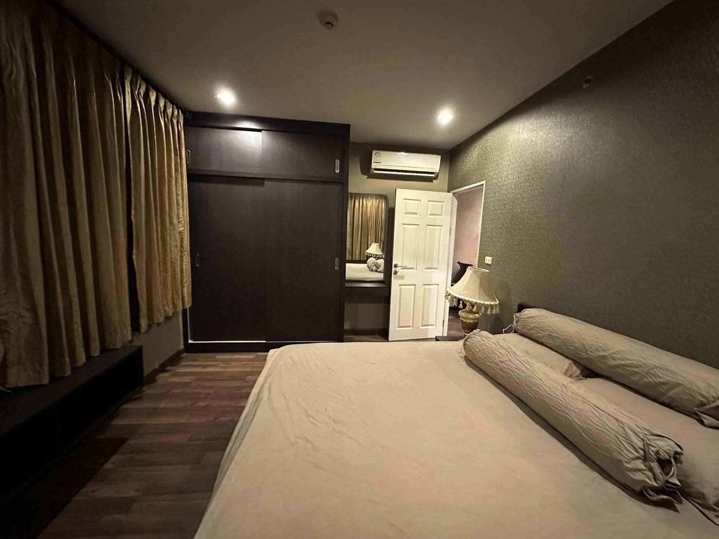 ปล่อยเช่าคอนโด Chewathai ราชปรารภ (ชีวาทัย ราชปรารภ) - 2ห้องนอน 1ห้องน้ำ 1ห้องนั่งเล่น - ใกล้ BTS อนุสาวรีย์ / ARL ราชปรารถ - ขนาดห้อง 52 ตรม. ชั้น 21