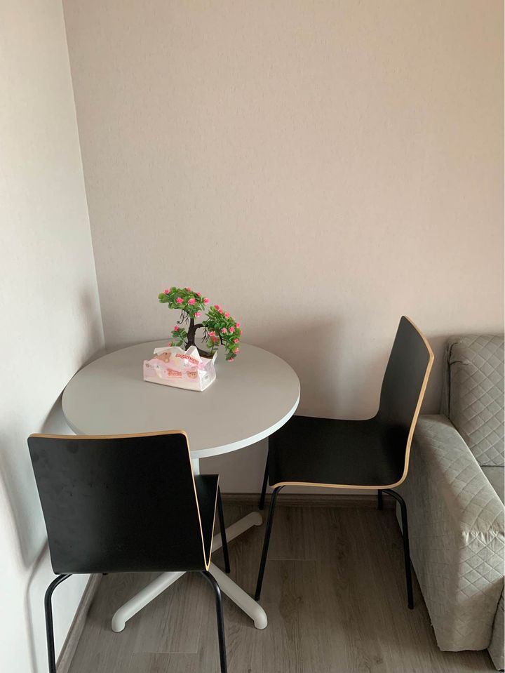 ปล่อยเช่าคอนโด The Politan Rive (เดอะ โพลิแทน รีฟ) - วิวแม่น้ำชั้นสูง 1ห้องนอน 1ห้องครัว 1ห้องน้ำ 1ห้องนั่งเล่น - ใกล้ MRTพระนั่งเกล้า - ขนาดห้อง 26 ตรม. ชั้น 42