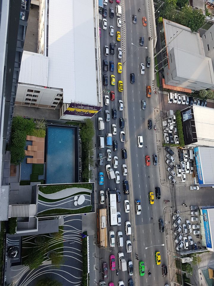 ให้เช่าคอนโด Rhythm Asoke (ริทึ่ม อโศก) - ห้องสวยเฟอร์ครบมีเครื่องซักผ้าชั้นสูง - การเดินทาง: MRT พระราม 9