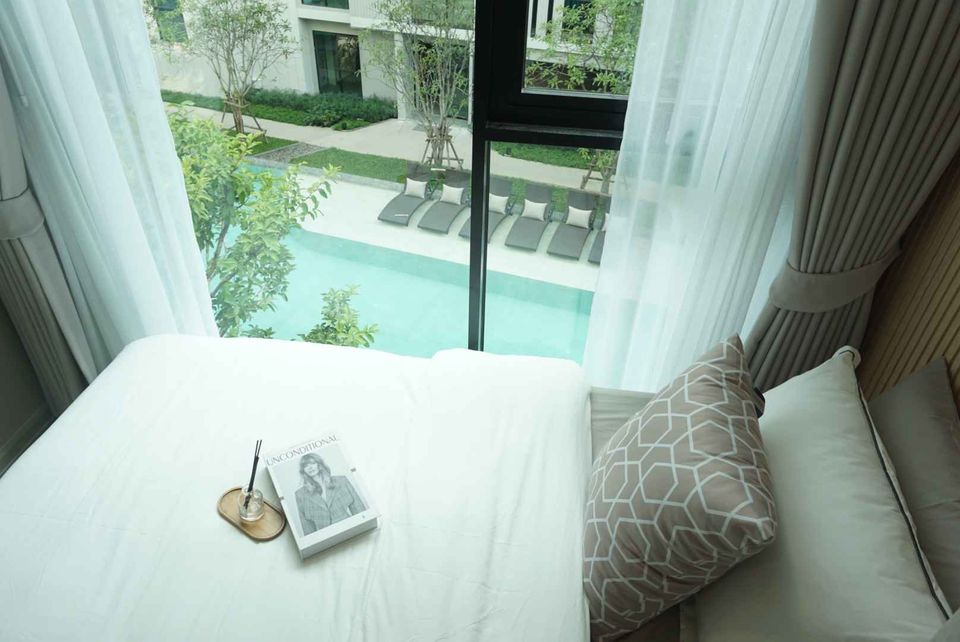 ให้เช่าคอนโด Atmoz Oasis Onnut (แอทโมซ โอเอซิส อ่อนนุช) - ห้องใหม่ตกแต่งเฟอร์ครบ2ห้องนอนมีเครื่องซักผ้า - การเดินทาง: - ห่าง bts สายสีเหลืองเพียง 400m (สถานีศรีนุช)